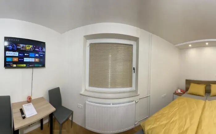 Mici's Visoko (Sencur)